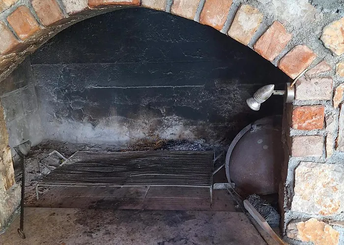 1 Bedroom Beautiful In