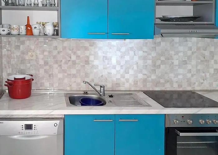 1 Bedroom Beautiful In